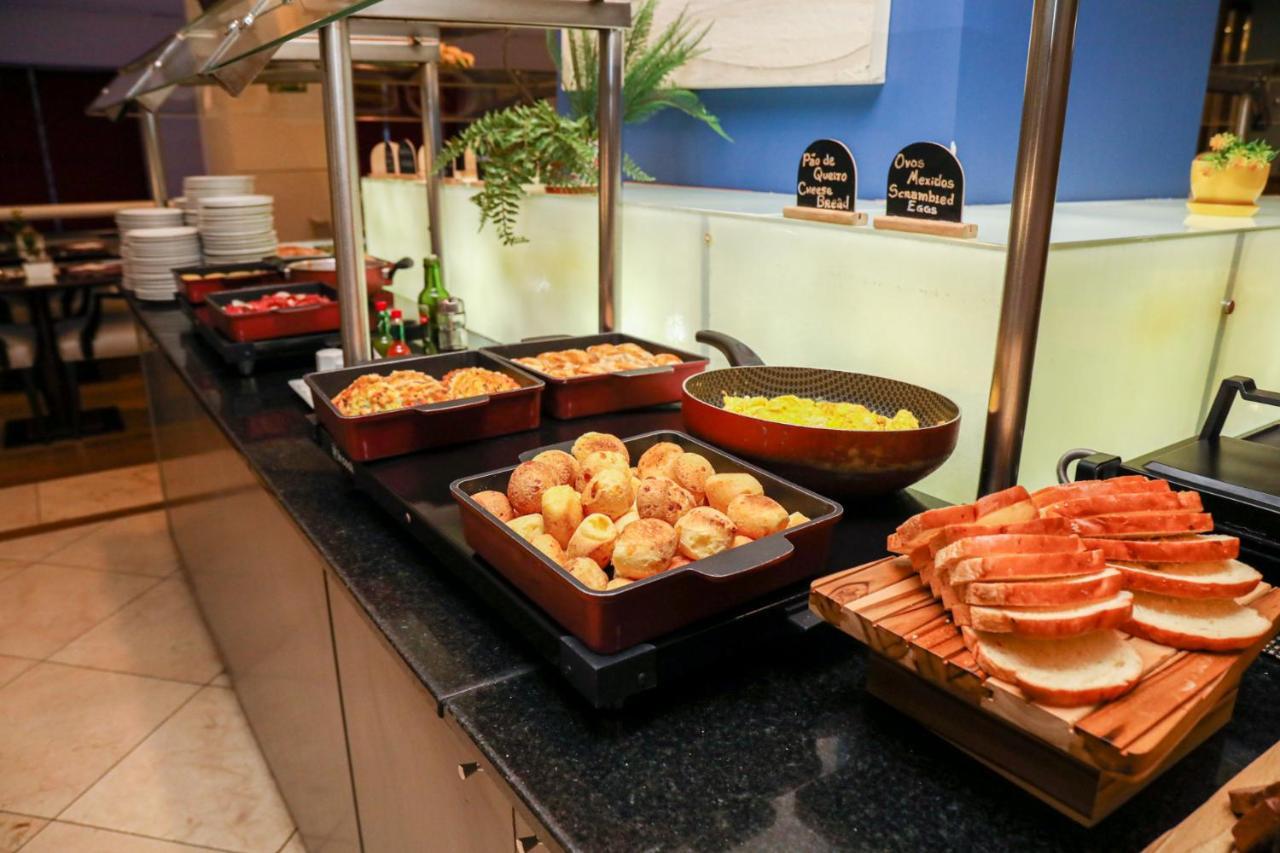 Pestana Curitiba Hotel Bagian luar foto