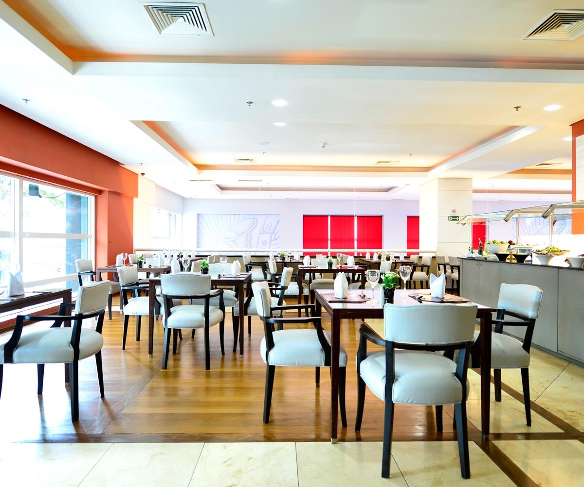 Pestana Curitiba Hotel Bagian luar foto