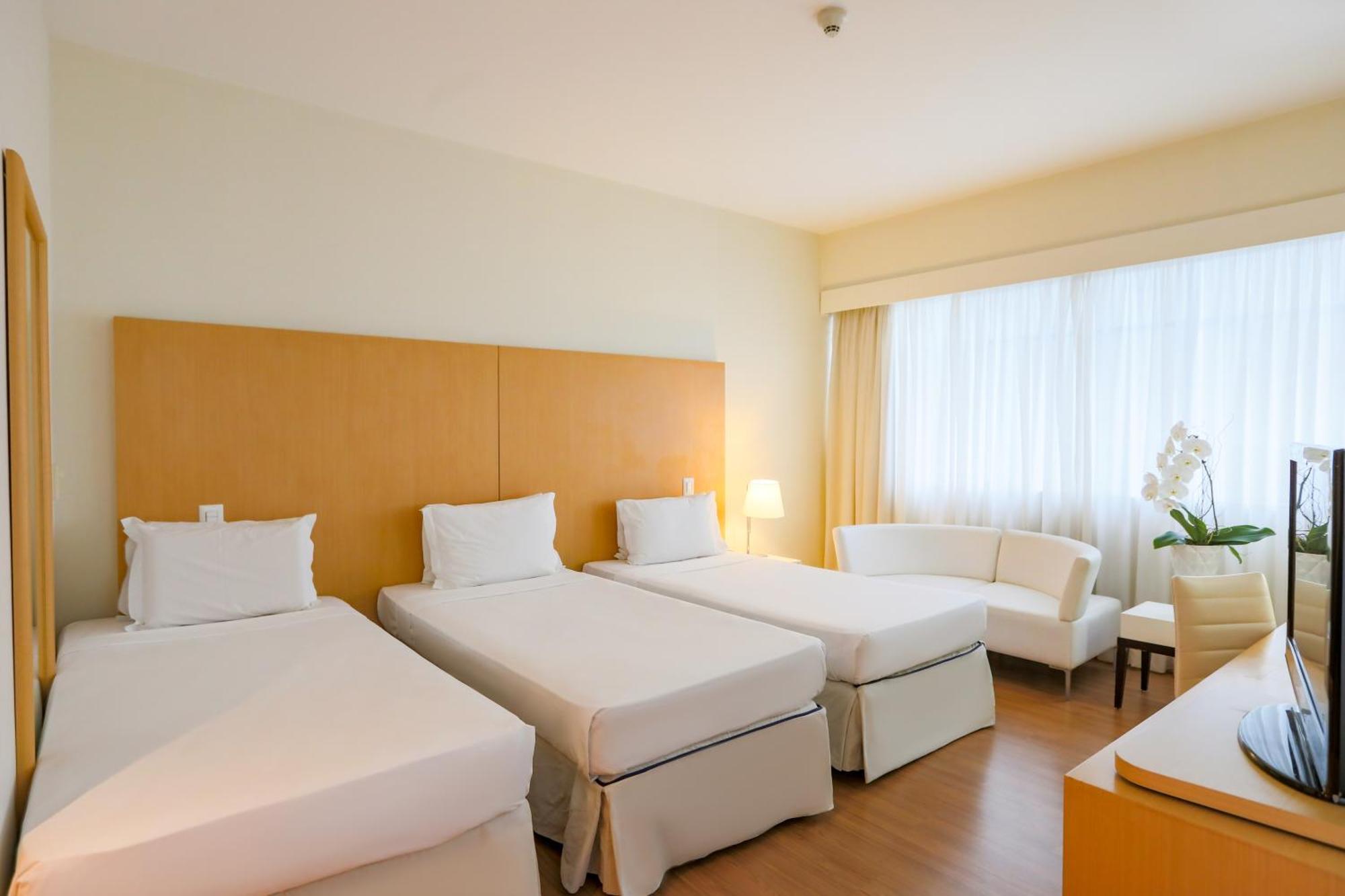 Pestana Curitiba Hotel Bagian luar foto