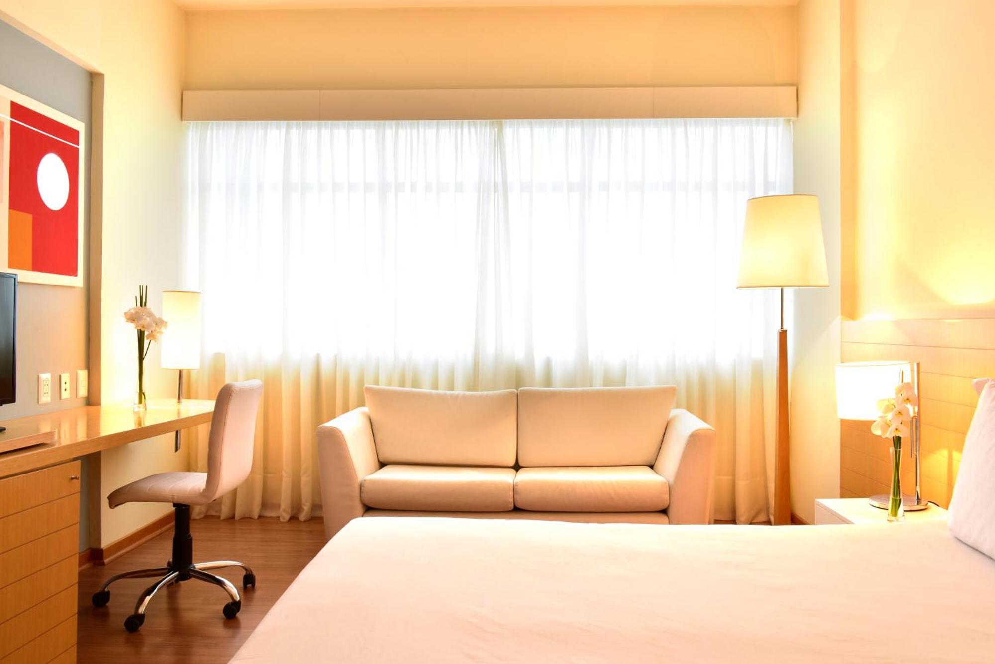 Pestana Curitiba Hotel Bagian luar foto