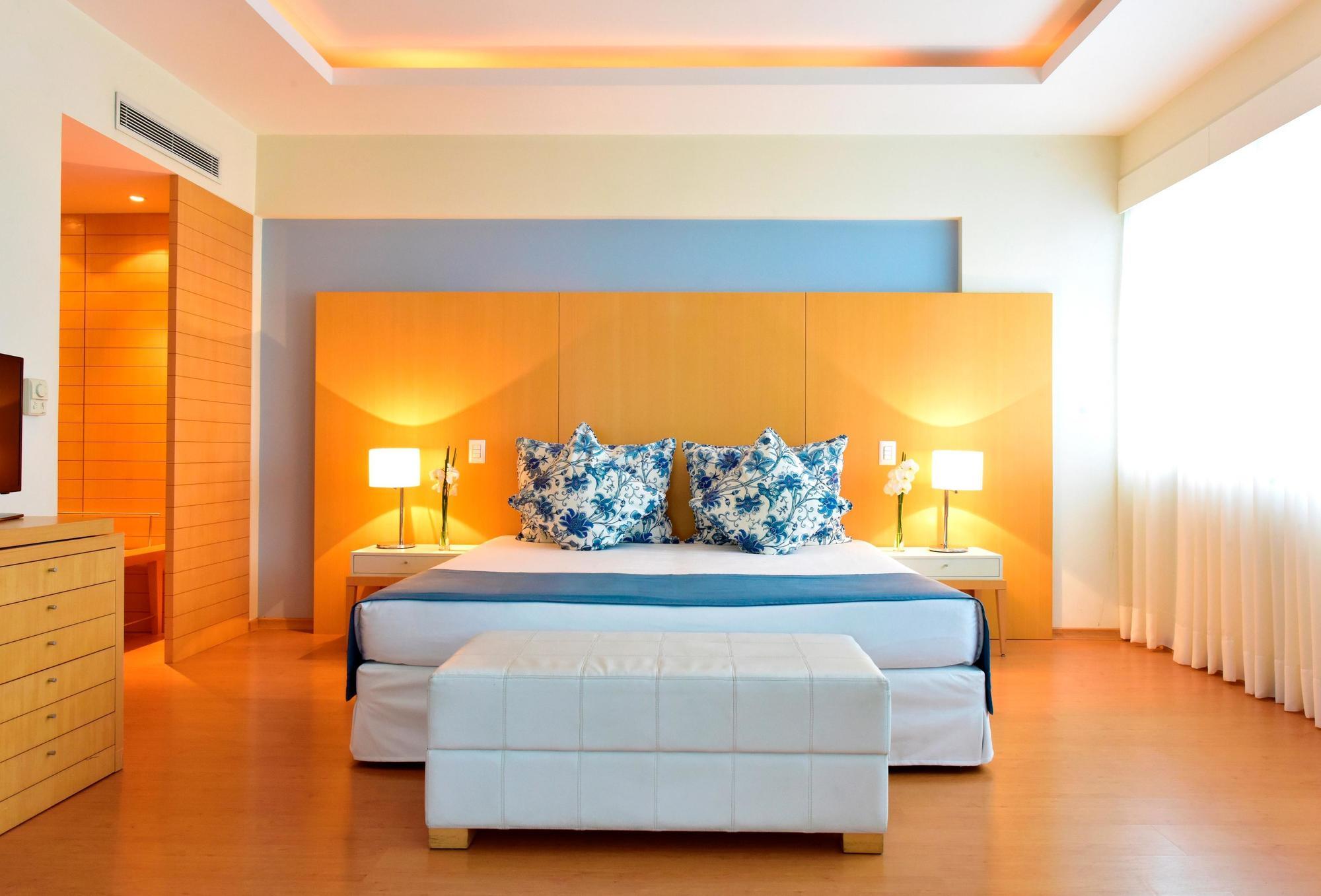Pestana Curitiba Hotel Bagian luar foto